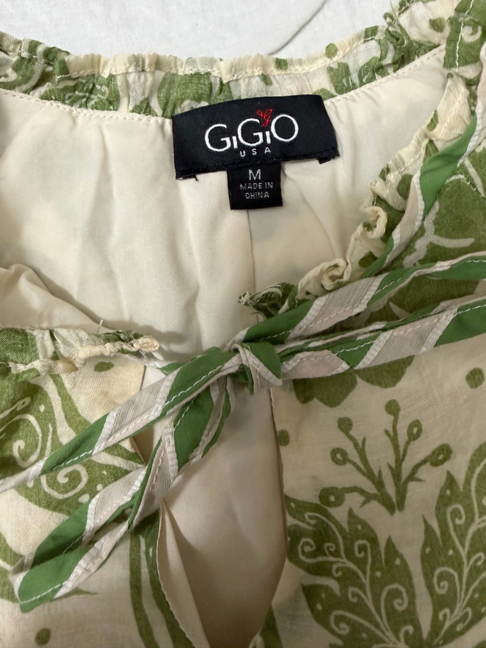 GiGiO USA green and cream floral boho dress size M - Picture 5 of 5